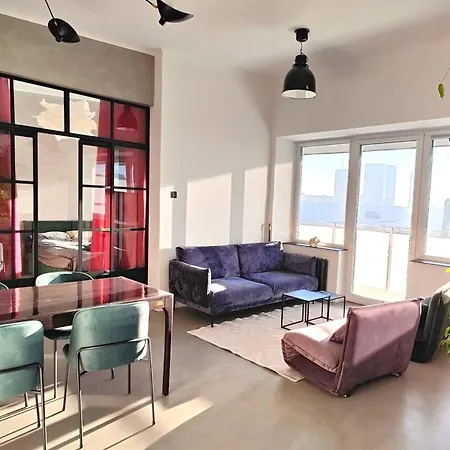 Amazing Loft With View To The Palace Of Culture *